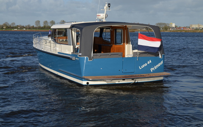 Brandsma Luna 44