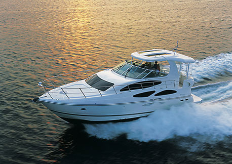 Cruisers Yachts 455 Express Motoryacht
