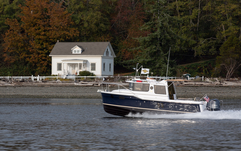 Ranger Tugs R-25