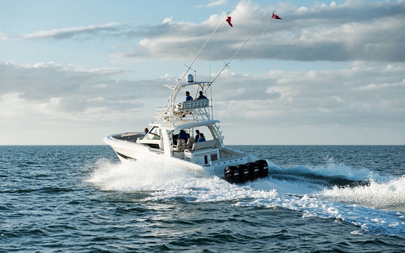Boston Whaler 420 Outrage