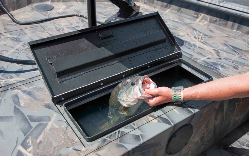 Crestliner 1660 Retriever SC