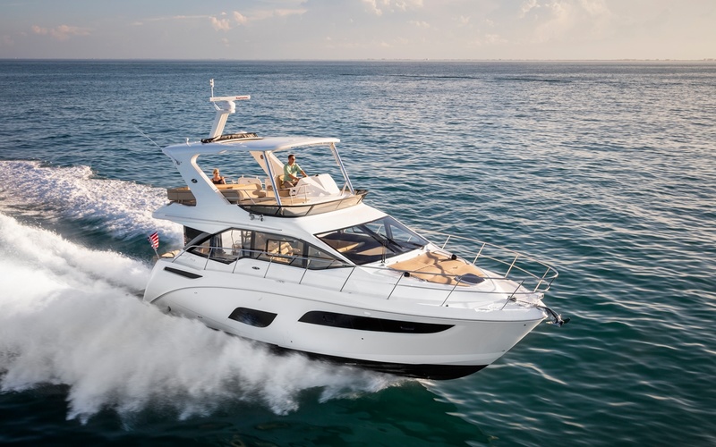 Sea Ray 460 Fly