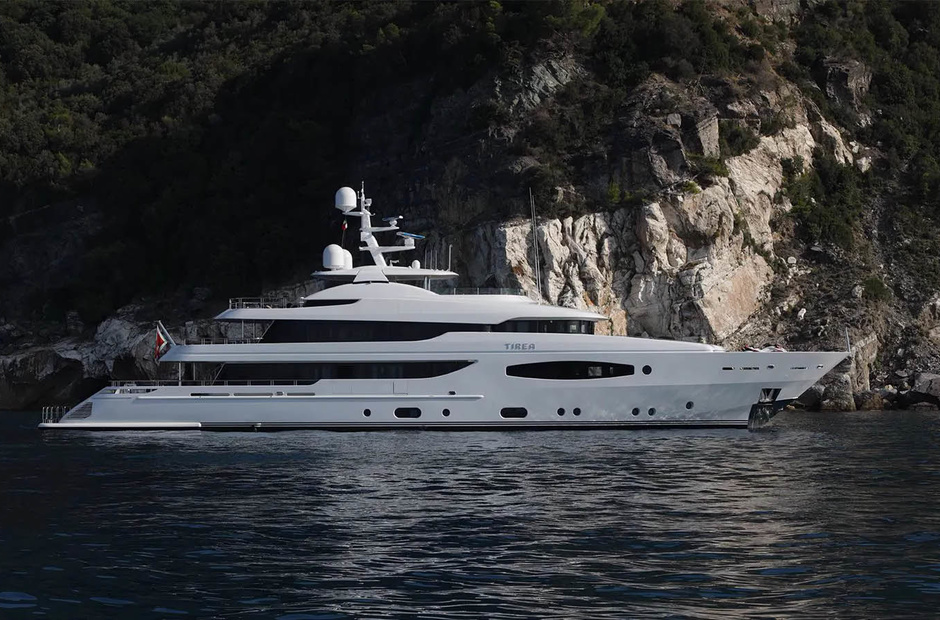 Marin LuxurYachts Tirea