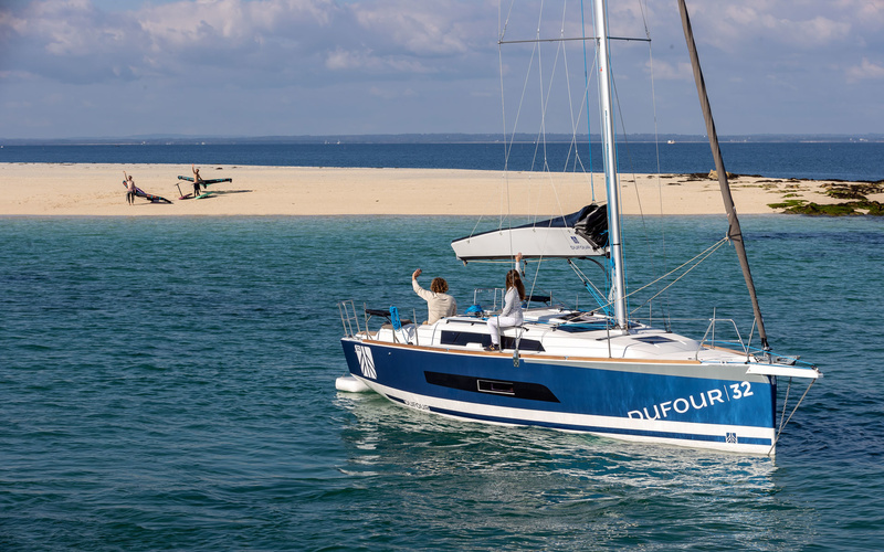 Dufour 32