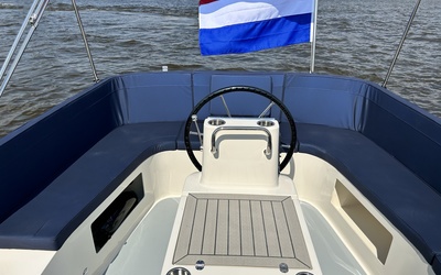 Interboat Intender 780