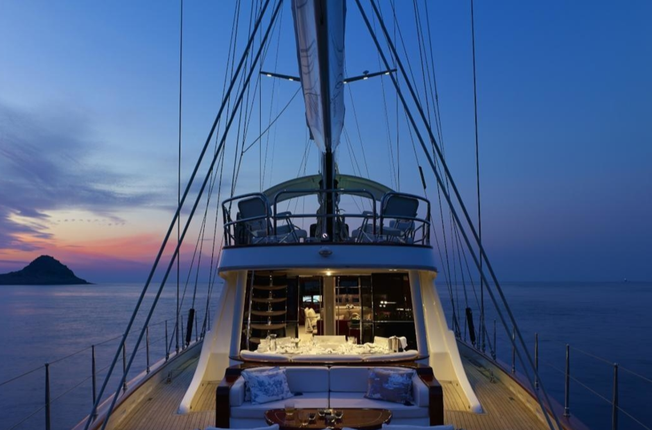 Esenyacht G Girl
