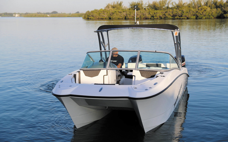 Twin Vee 240 Dual Console SE-X
