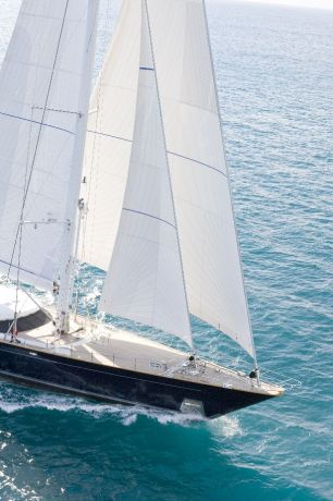 Perini Navi Piropo