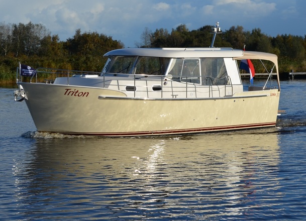 Brandsma Luna 27