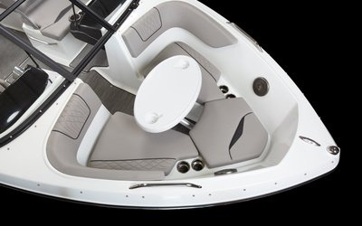Glastron GX 215