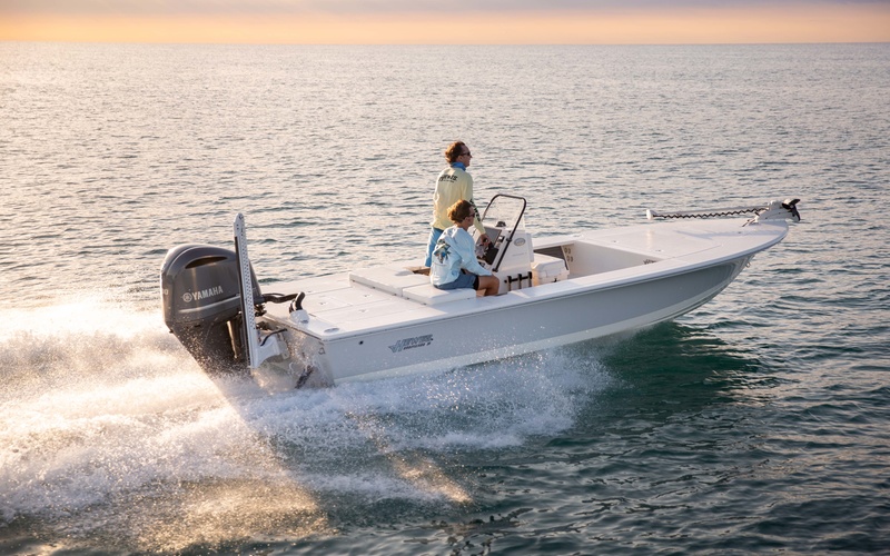 Hewes Redfisher 21