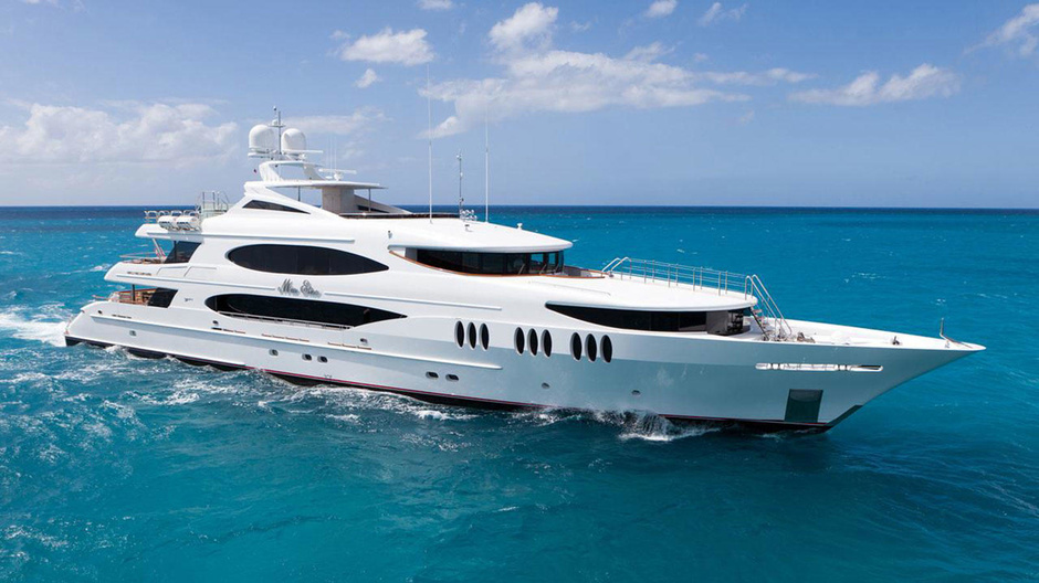 One of the largest RJC Yacht Sales deals in 2017 was the sale of the 50-meter Impromptu of the Trinity shipyard.