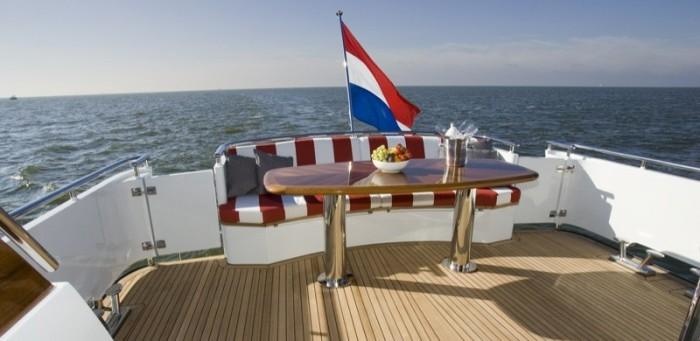 Boarncruiser 72  Decksaloon