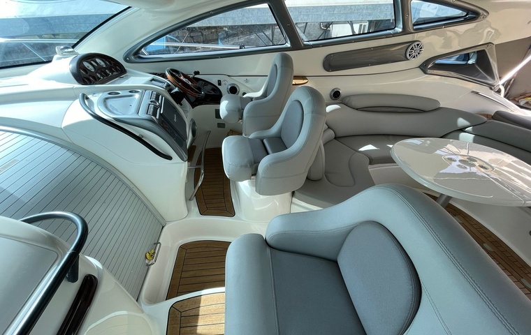Cranchi Mediterranee 50 HT (2006)