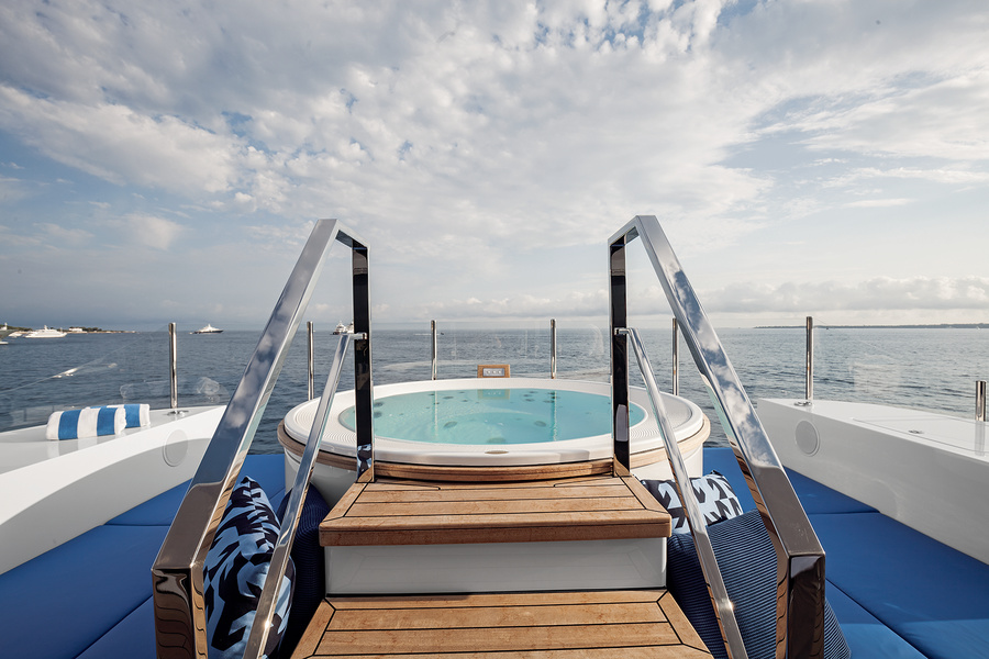 Jacuzzi