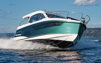 Sealine С390V