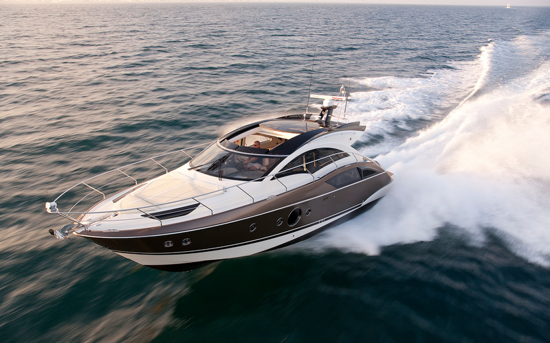 Marquis 420 Sport Coupe