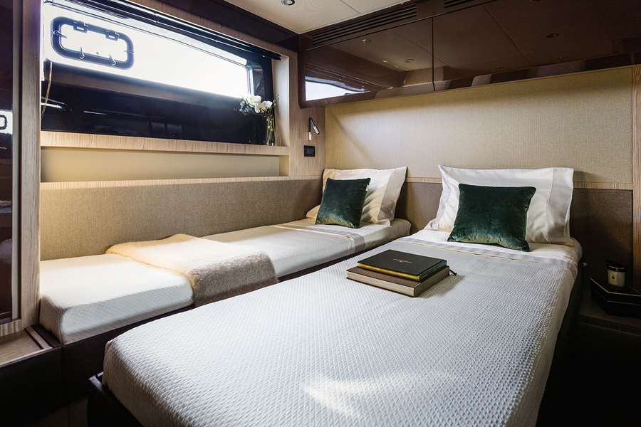 Azimuth Atlantis 51