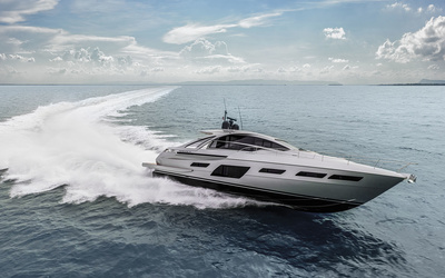 Pershing 7X