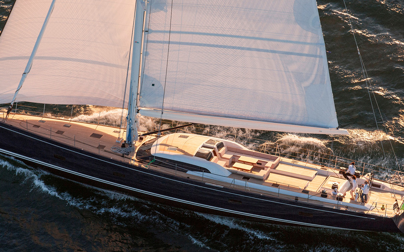 Southern Wind SW102 Deck Saloon