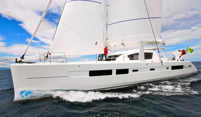 Catana 65