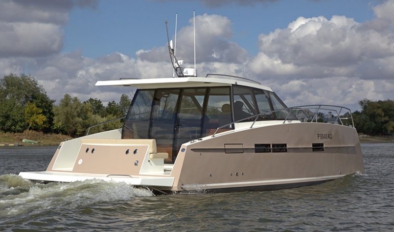 Aurora 33