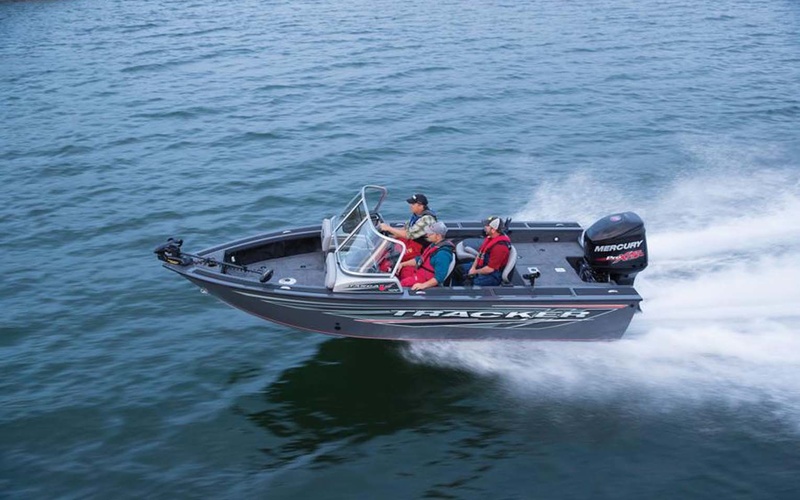 Tracker Targa V-19 WT 40th Anniv