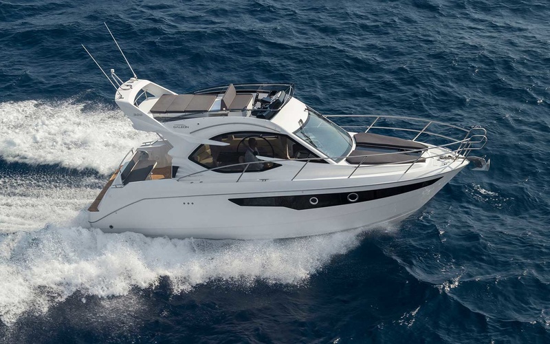 Galeon 300 Fly