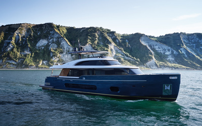 Azimut Magellano 25 METRI