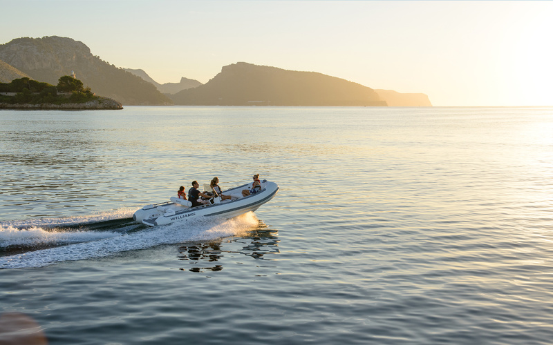 Williams Sportjet 520