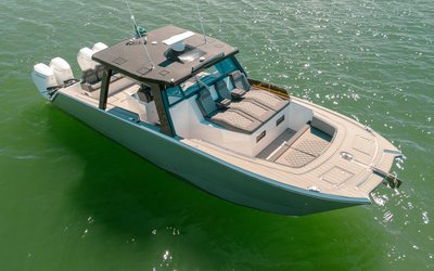 Sedna CAT 370 Cabin