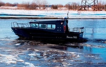 Barents Boats 900