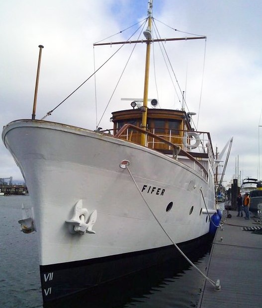 Custom Boats Fifer