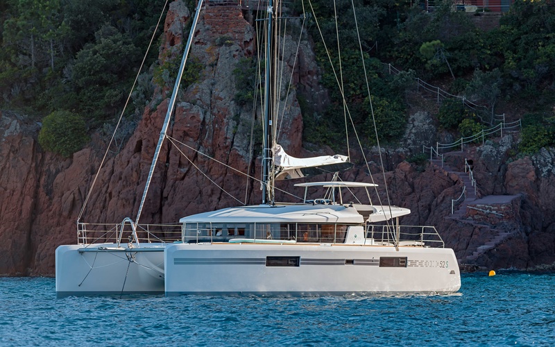 Lagoon 52 S