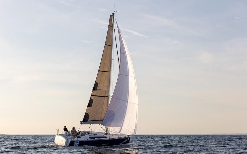 Dufour 32
