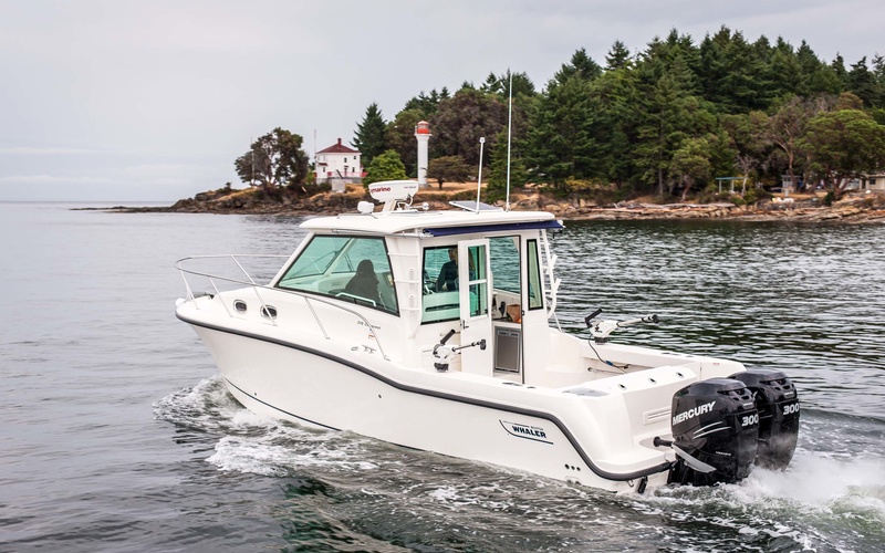 Boston Whaler 315 Conquest Pilothouse