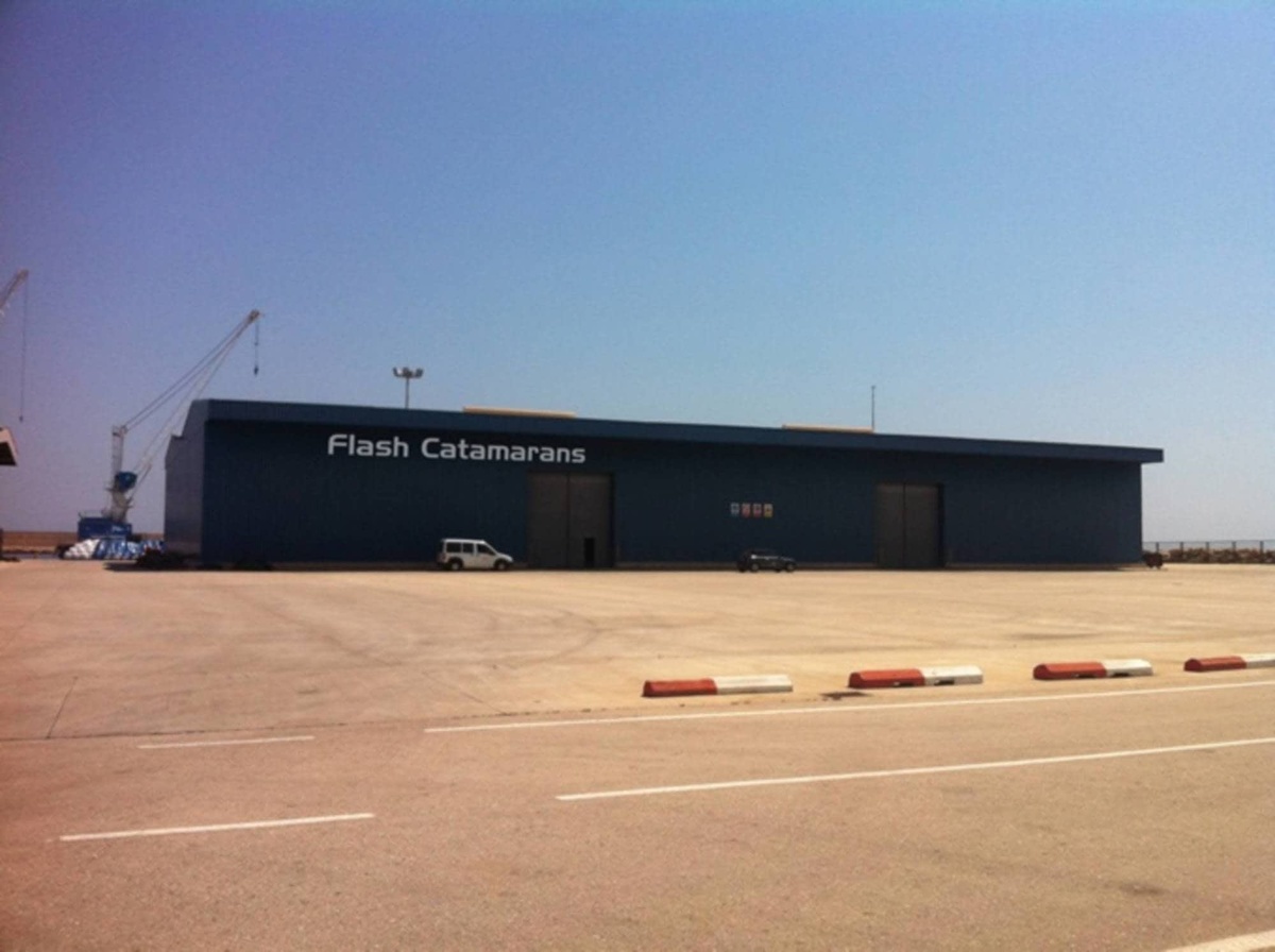 Flash Catamarans