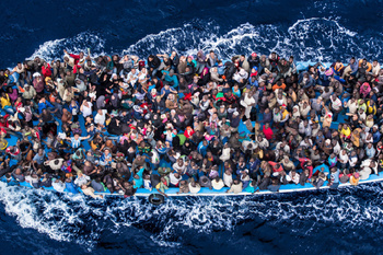 Memo to the skipper: what to do when you meet a boat with refugees at sea.