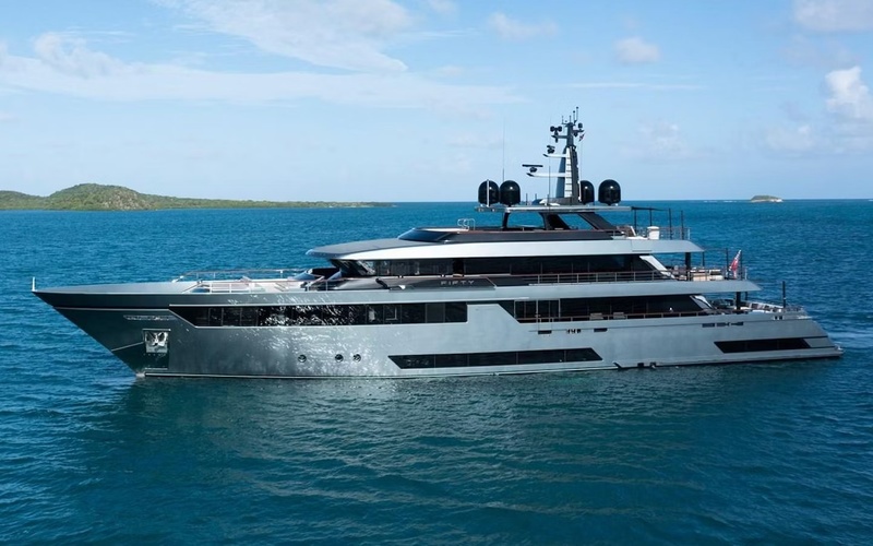 Privateer Elegance 49
