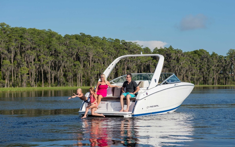Regal 22 FasDeck