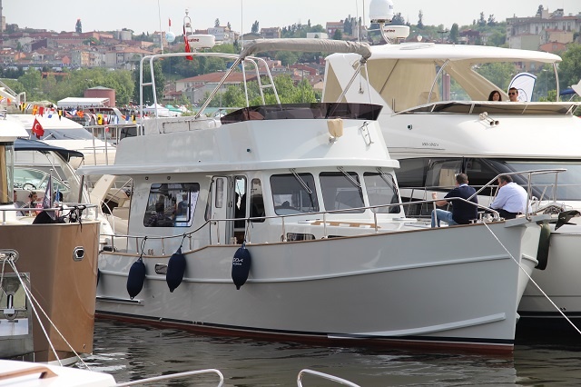 Barbaros 38 Trawler