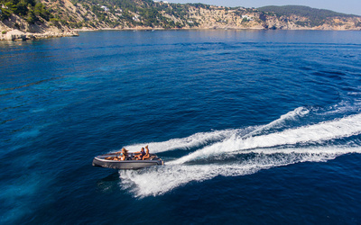 Vanquish VQ16 Sports Line