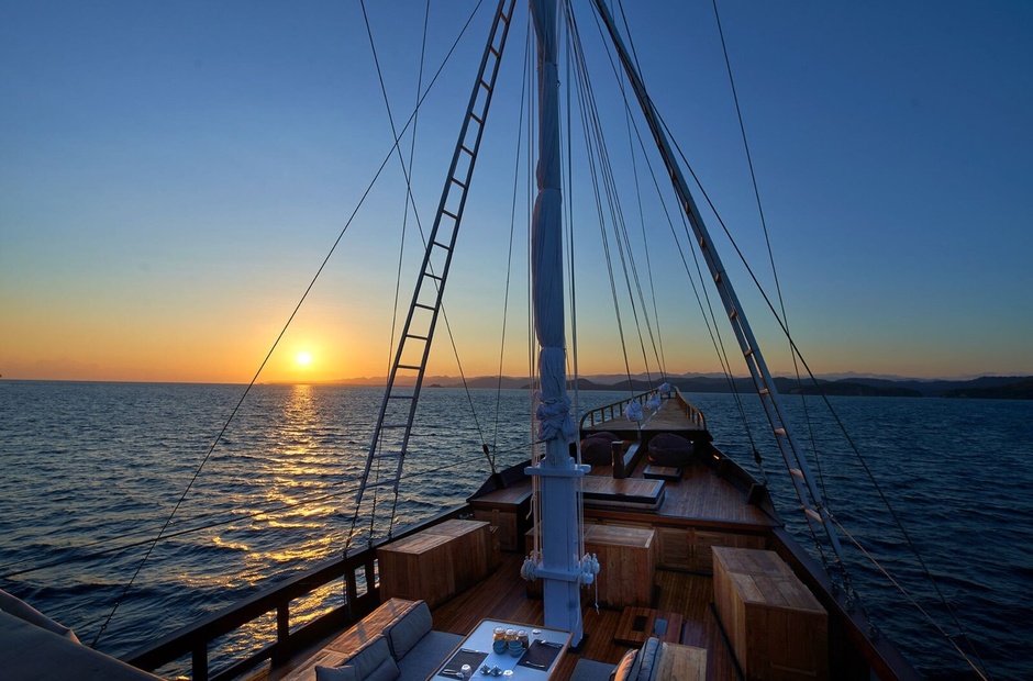 Custom Boats Oracle