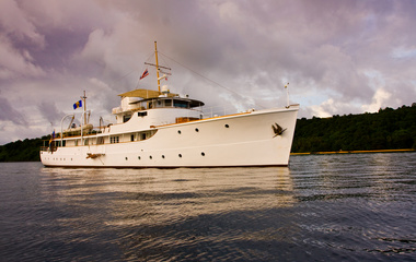 Astoria Marine Calisto