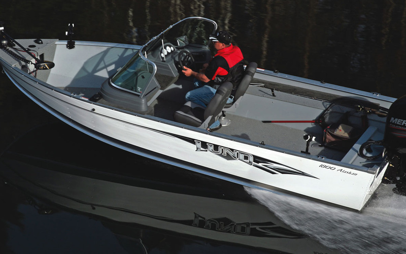 Lund 1800 Alaskan