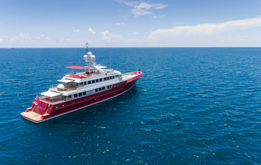 CL Yachts Avalon