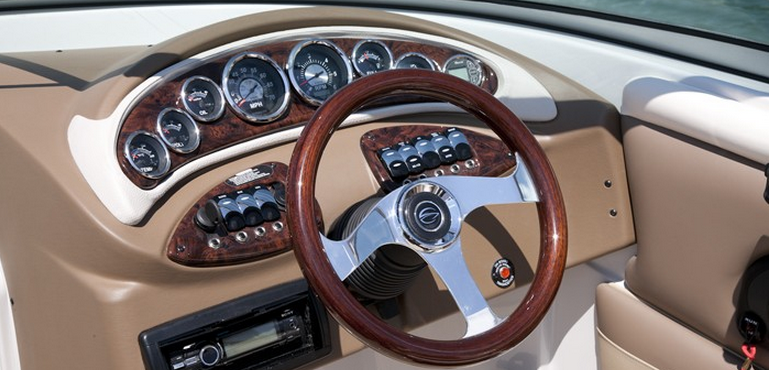 Crownline E4 EC