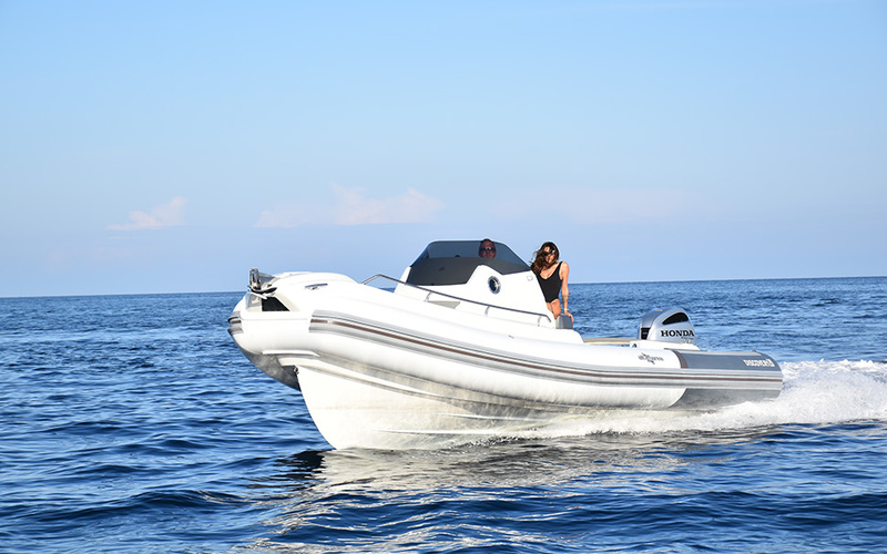 Altamarea Discovery 28