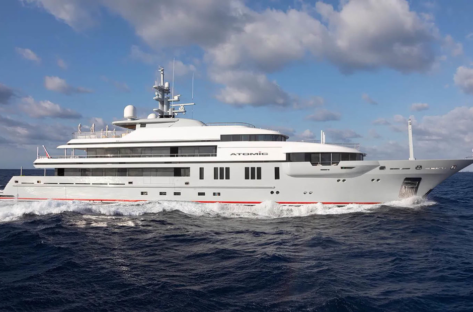 Viareggio SuperYachts Atomic