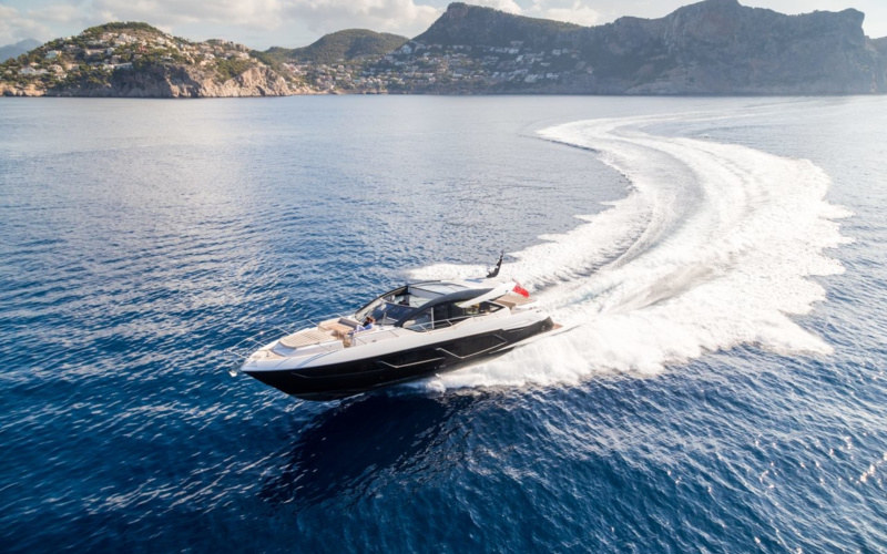 Sunseeker Predator 74